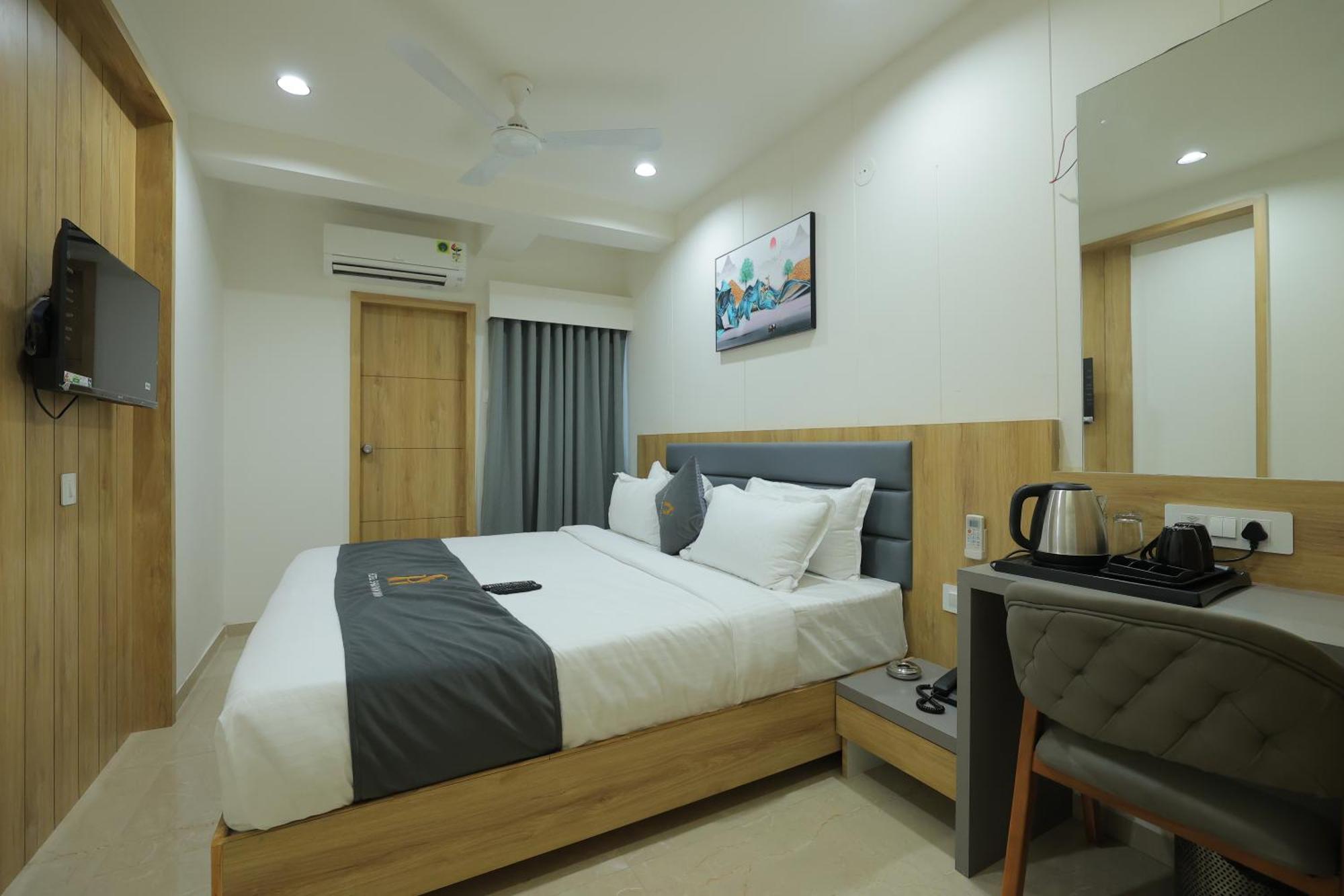 Hotel Shayan Inn Rajkot Exterior foto